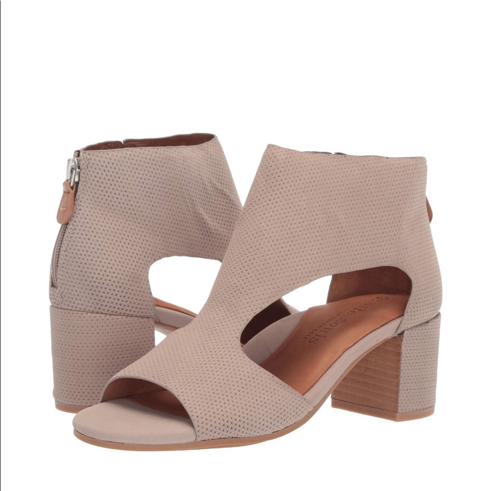 Gentle Souls Charlene Peep Toe Shootie Size 9.5